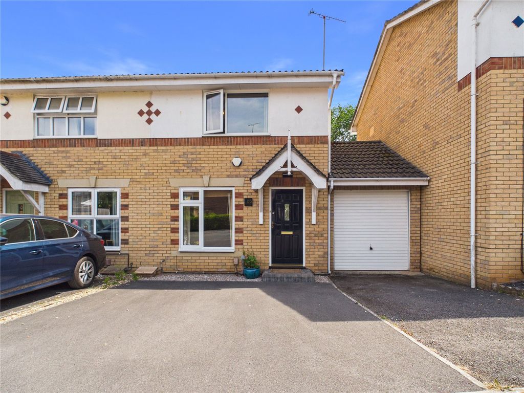 Property photo 1 of 41 Picture No. 75