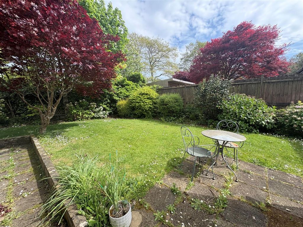 Property photo 2 of 23 Cmpenbar Garden Seat.Jpg
