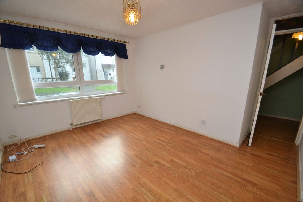 Property photo 2 of 13 5351135