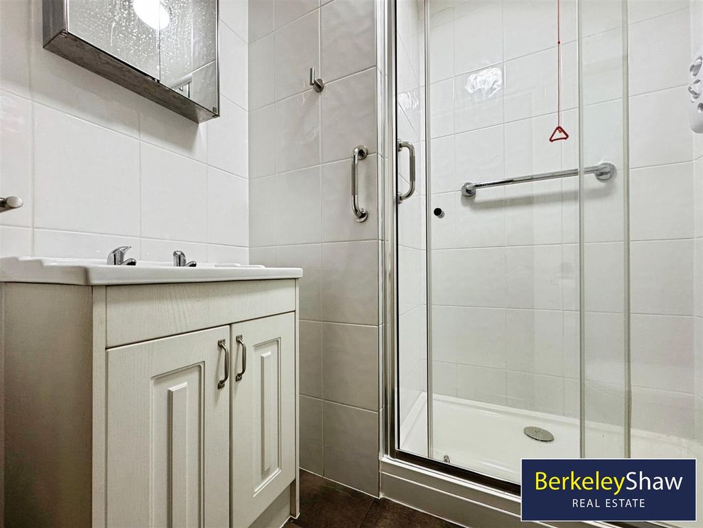 Property photo 3 of 10 Shower Room