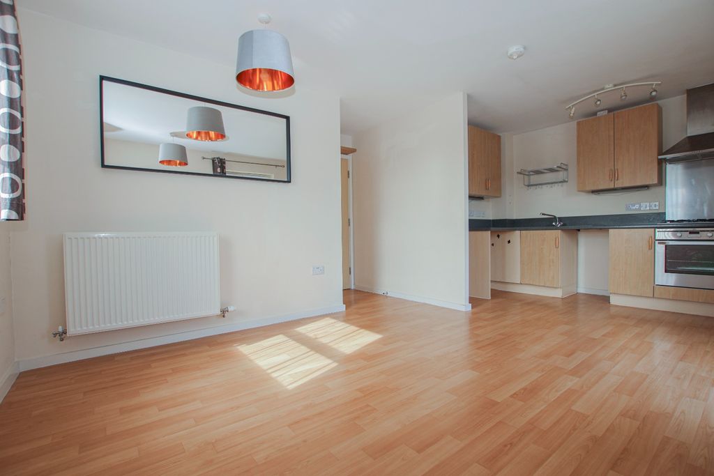 Property photo 3 of 12 5023053