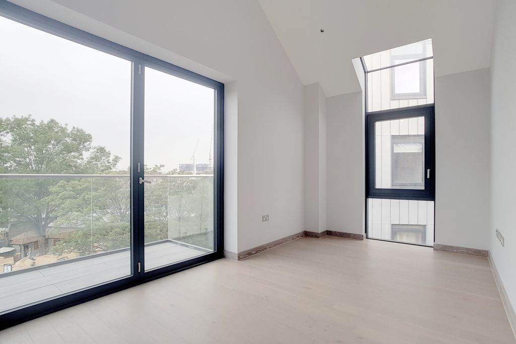 Property photo 3 of 11 4_Kitchen_Recepti...