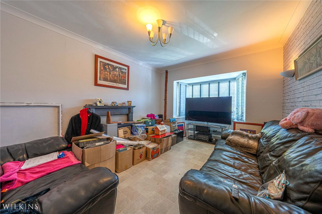 Property photo 3 of 35 Picture No. 07