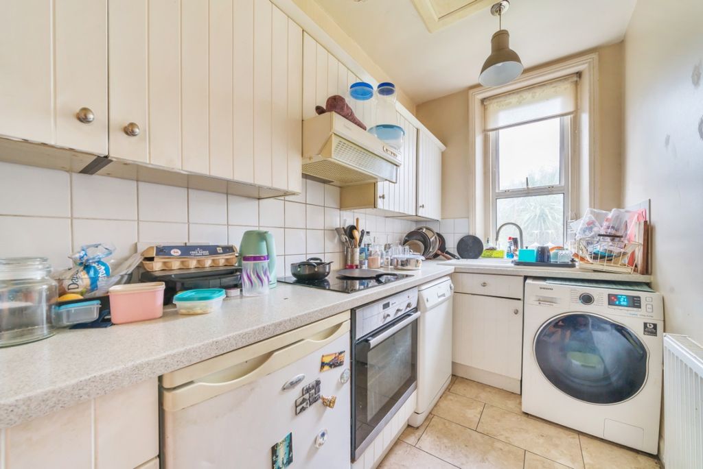 Property photo 3 of 6 932418 (3)