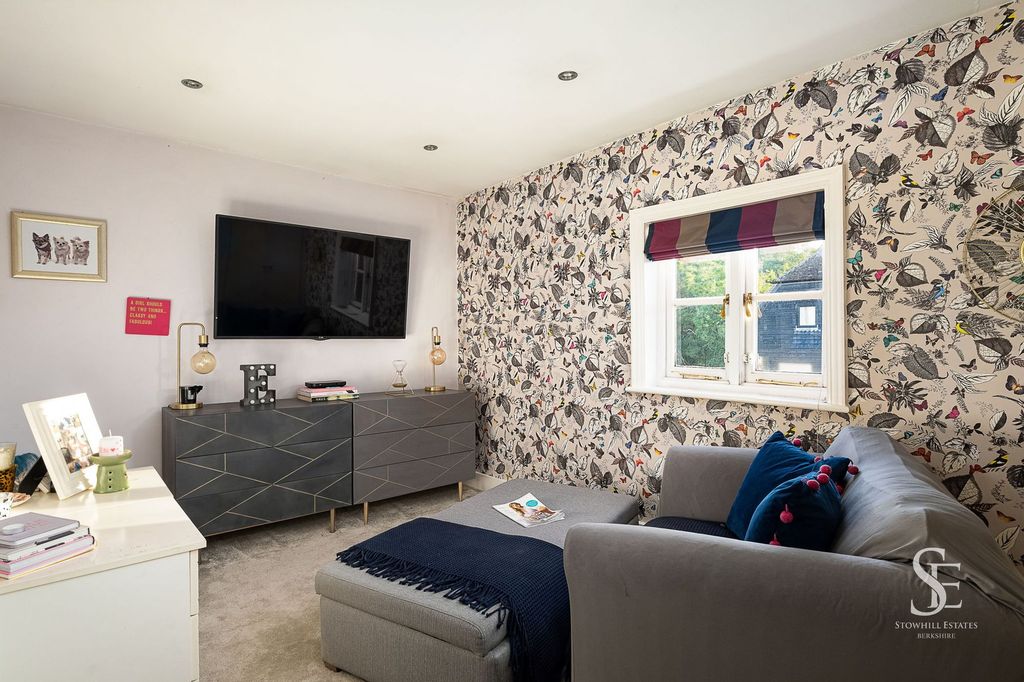 Additional image 16 of 5 bed detached house for saleBuck Farm House, Howe Lane, Binfield RG42