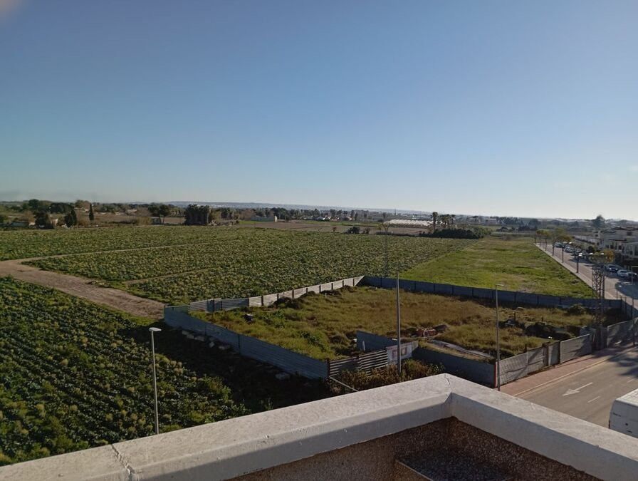 Property photo 3 of 21