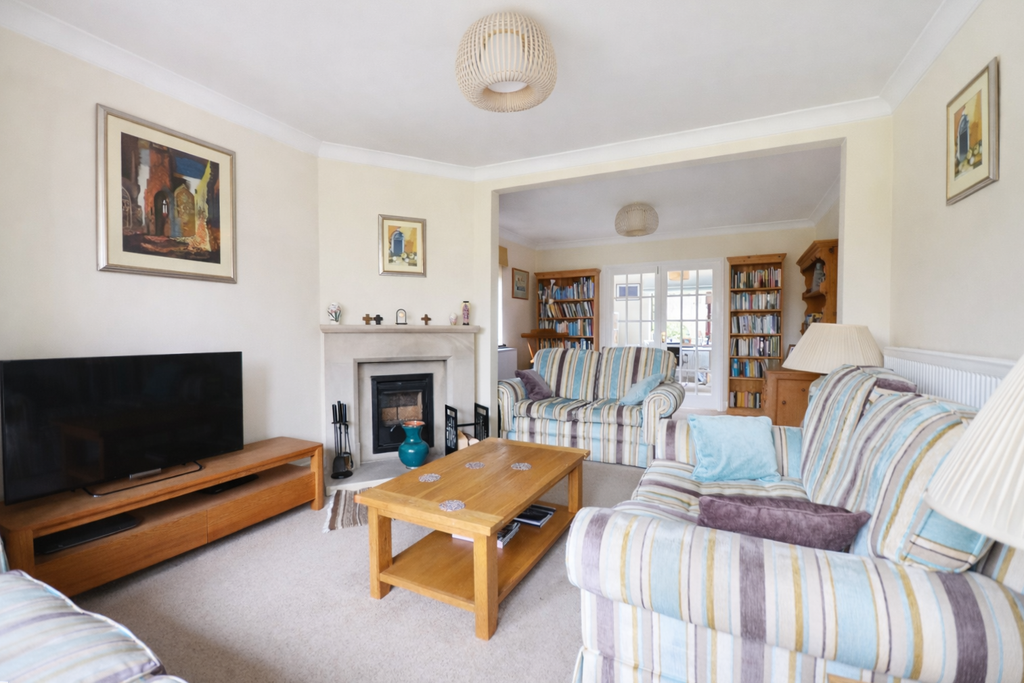 Property photo 3 of 21