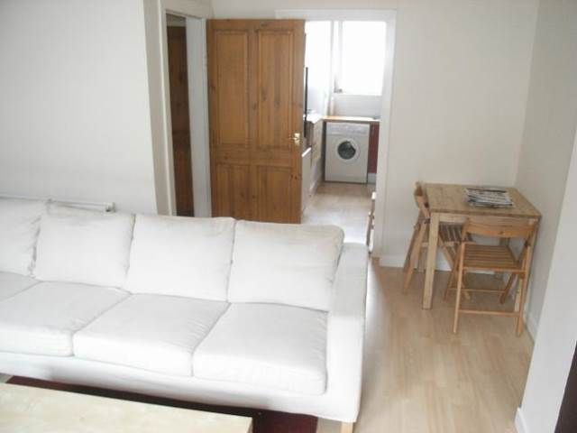 Property photo 2 of 4 Living Room