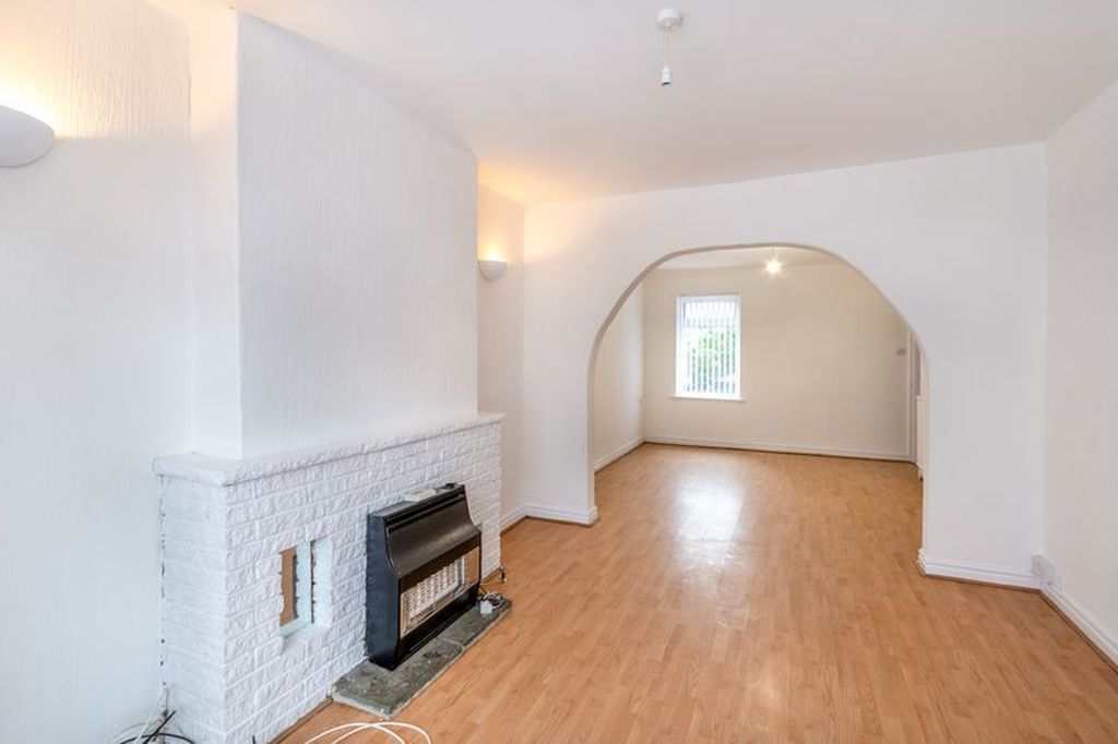 Property photo 2 of 12 Photo 2