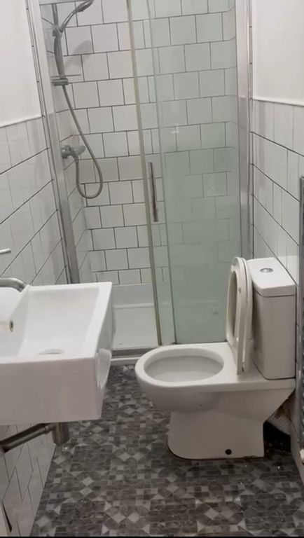 Property photo 2 of 3