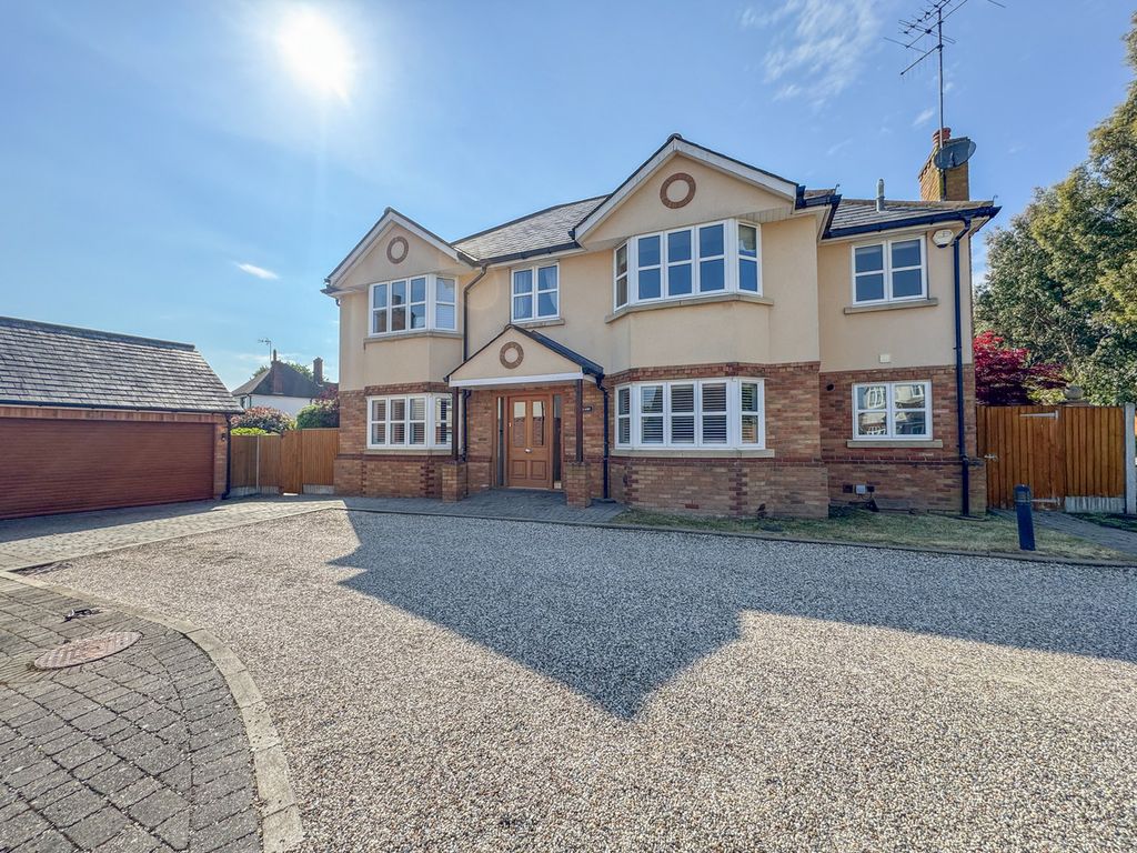 Property photo 1 of 31