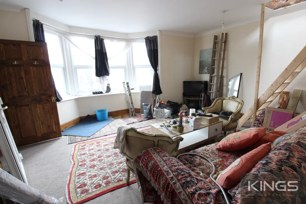 The Triangle, Cobden Avenue, Bitterne SO18 - View 6