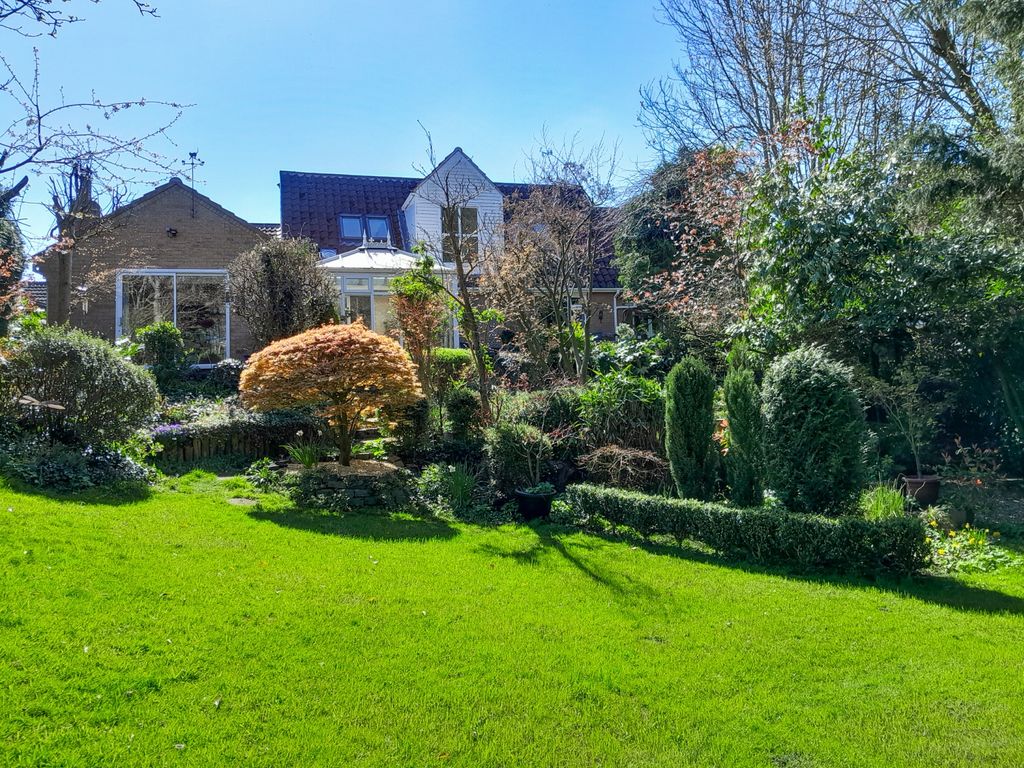 Property photo 3 of 15