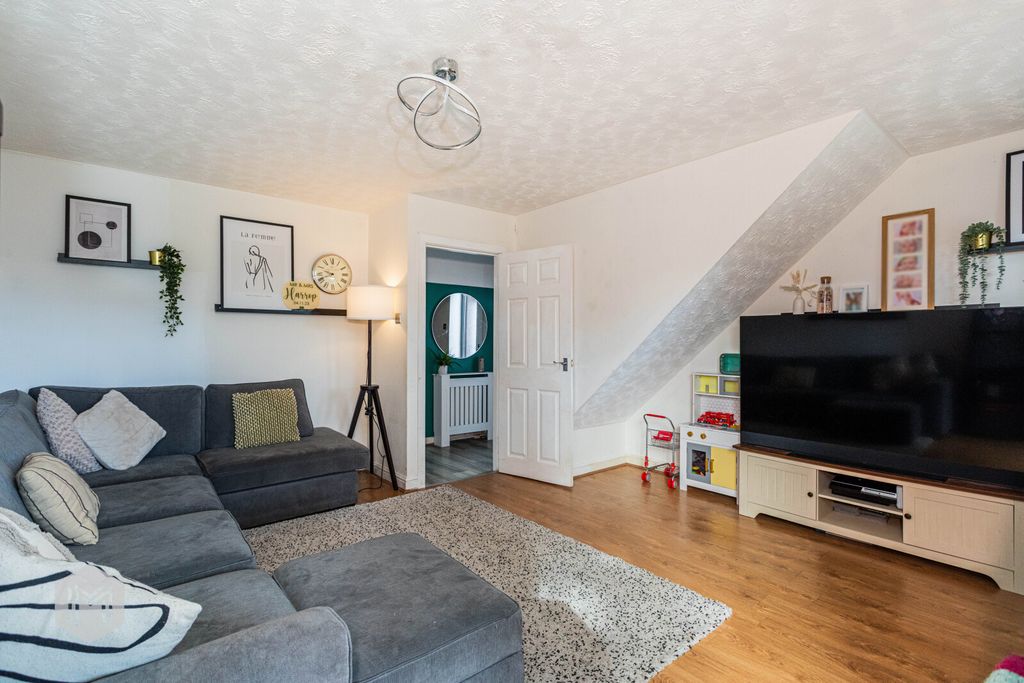 Property photo 1 of 22 Picture No. 07