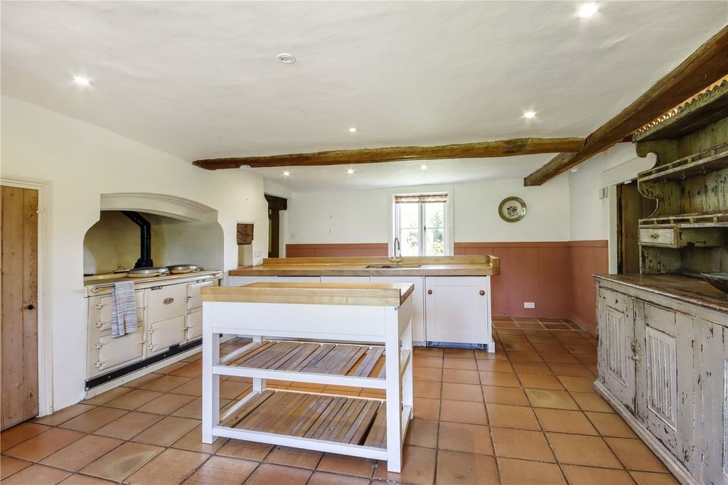 Property photo 3 of 20 Picture 3