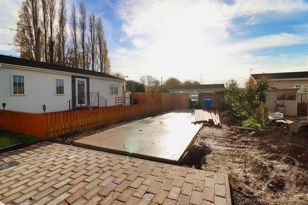 Property photo 1 of 4 Img_9811.Jpg