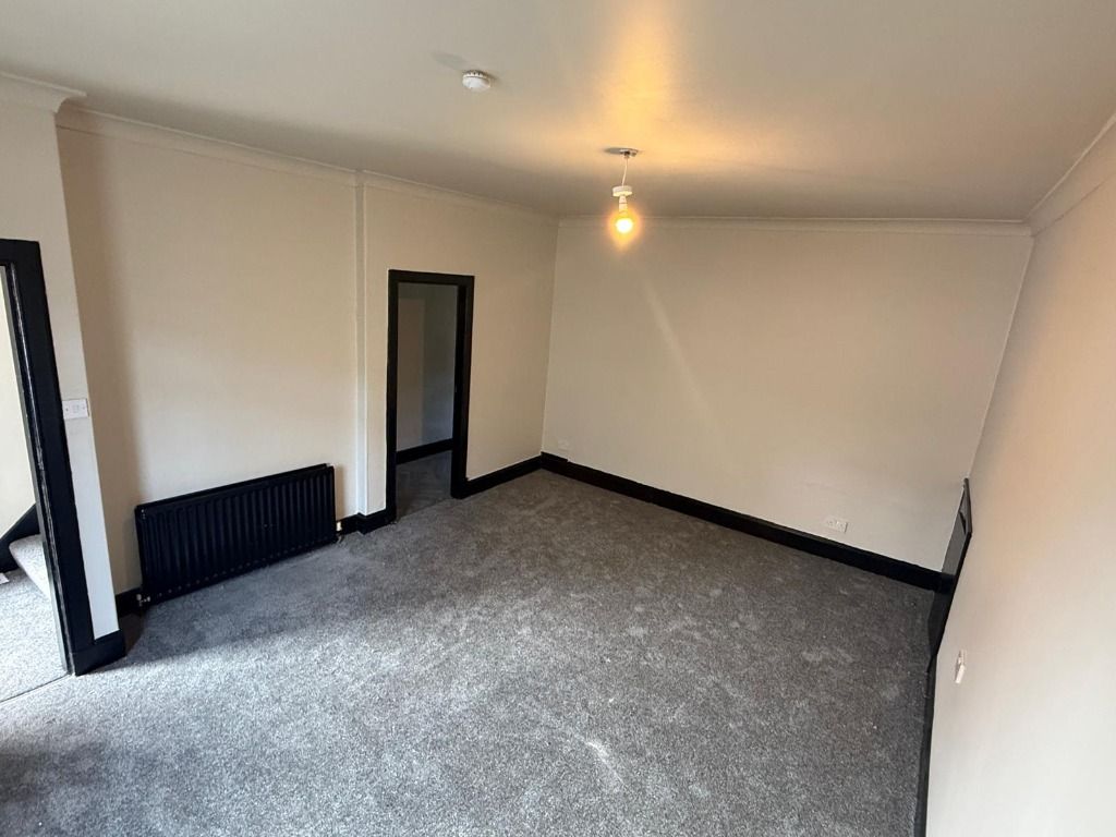 Property photo 3 of 11 Photo 3