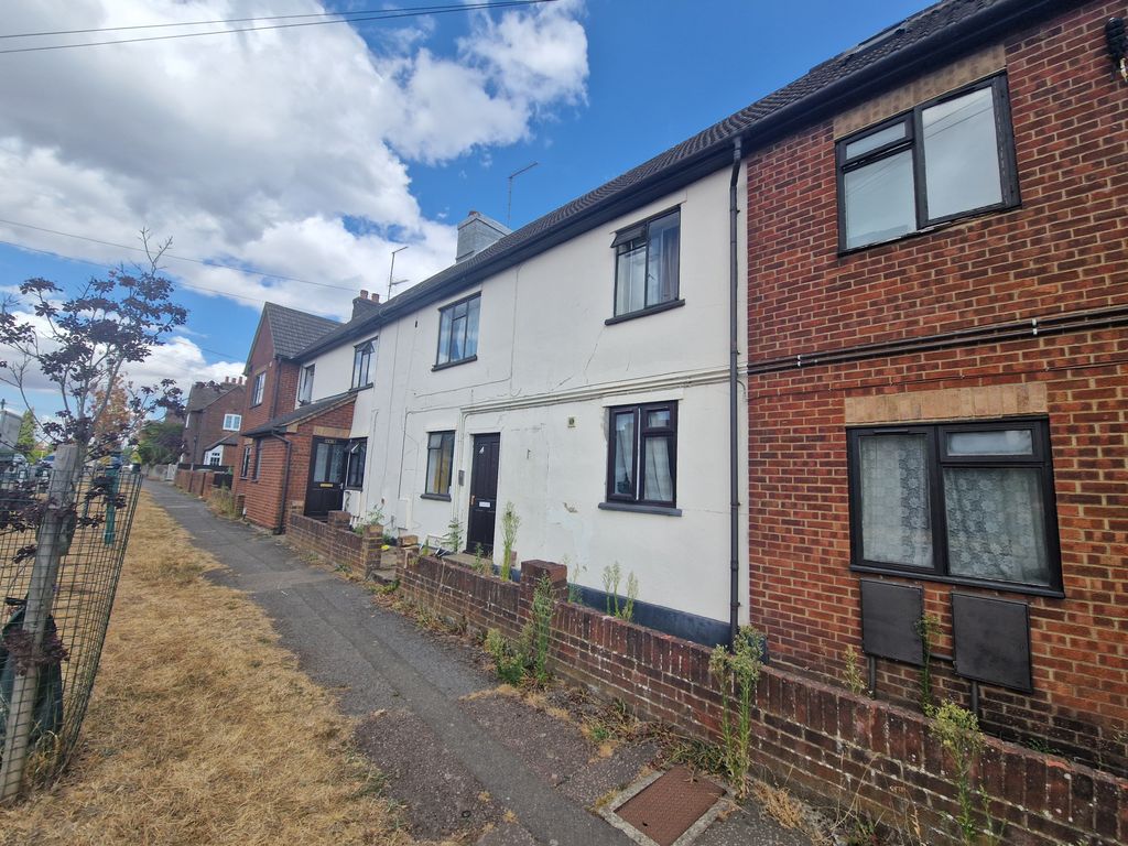 Property photo 1 of 12