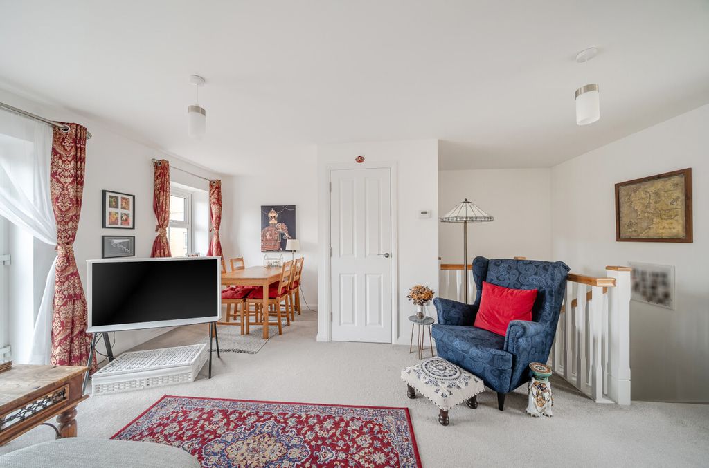 Property photo 3 of 10 1435364-17-69c28A...