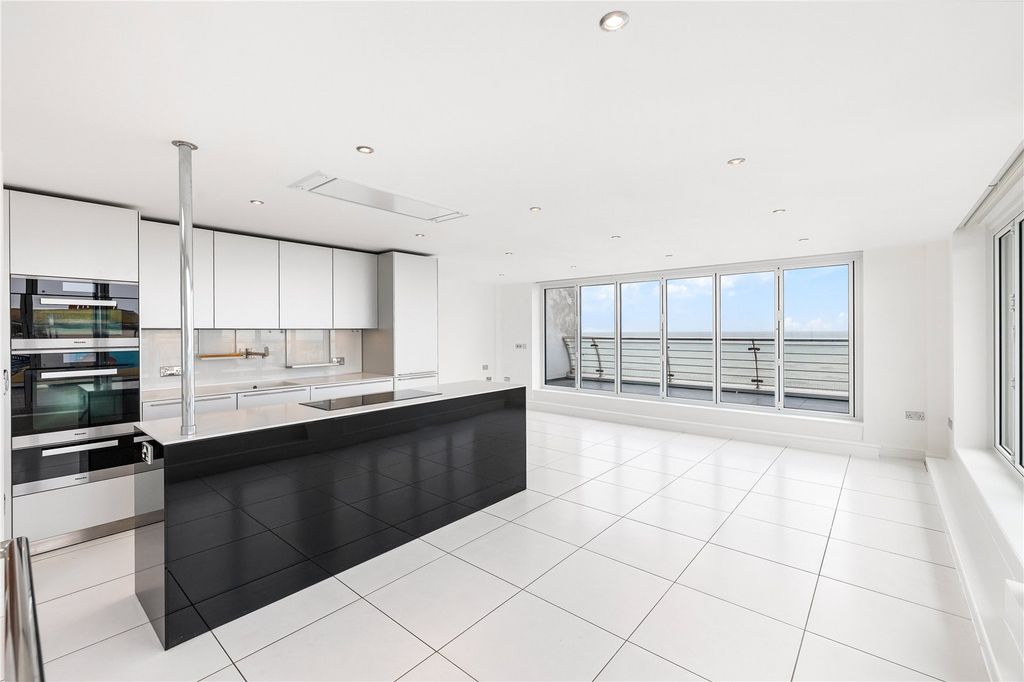 Additional image 20 of 3 bed flat to rentMarine Parade, Brighton, East Sussex BN2