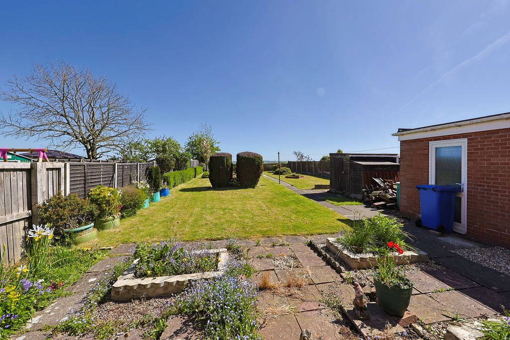 Property photo 2 of 30 Garden