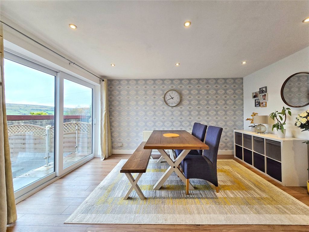 Property photo 2 of 27 Dining Room