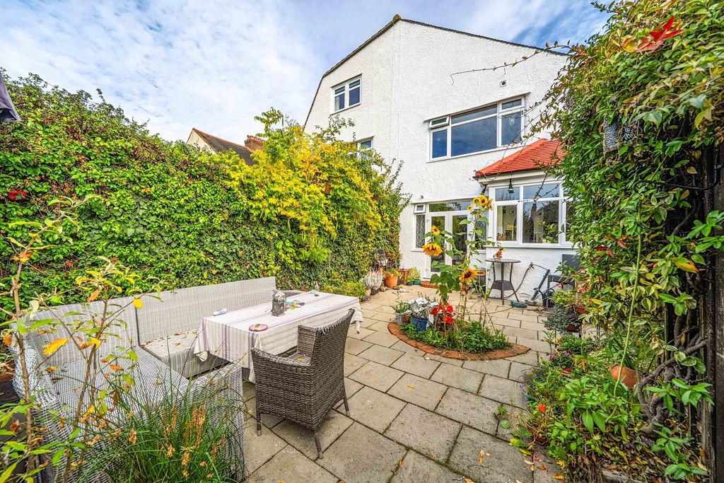 Property photo 1 of 14 1529002-21-6Ac4d5A876c80