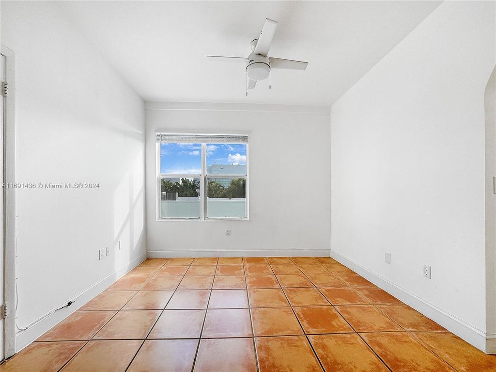 Property photo 3 of 17 <Alttext/>