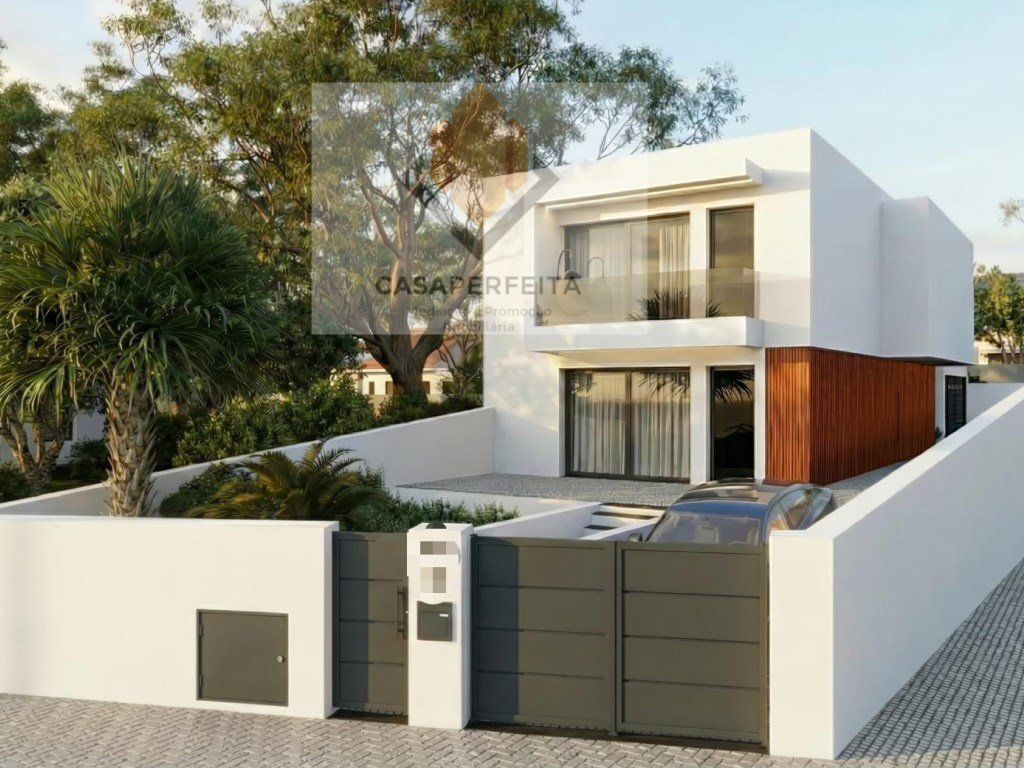 Property photo 1 of 34 T3 New Villa With Fabulous Courtyard On A 600m2 Plot - Ermesinde