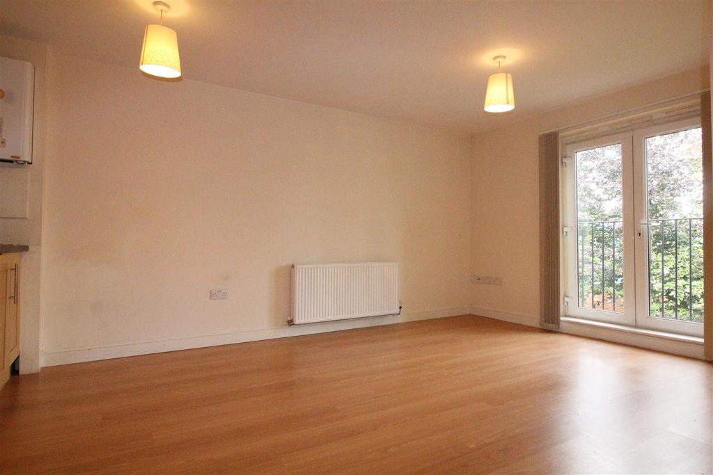 Property photo 3 of 9 Lounge With Kitchen Area