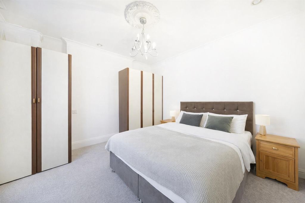 Property photo 3 of 8 13.Png