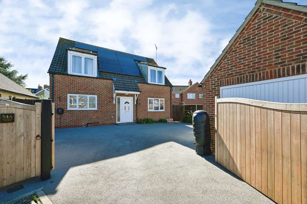 Property photo 1 of 30 Pbox-Img.Jpg