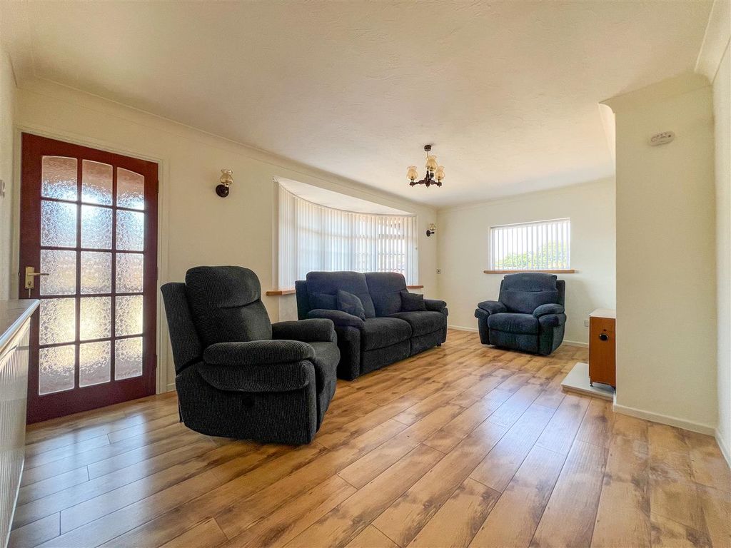 Property photo 3 of 18 Img_2850.Jpg