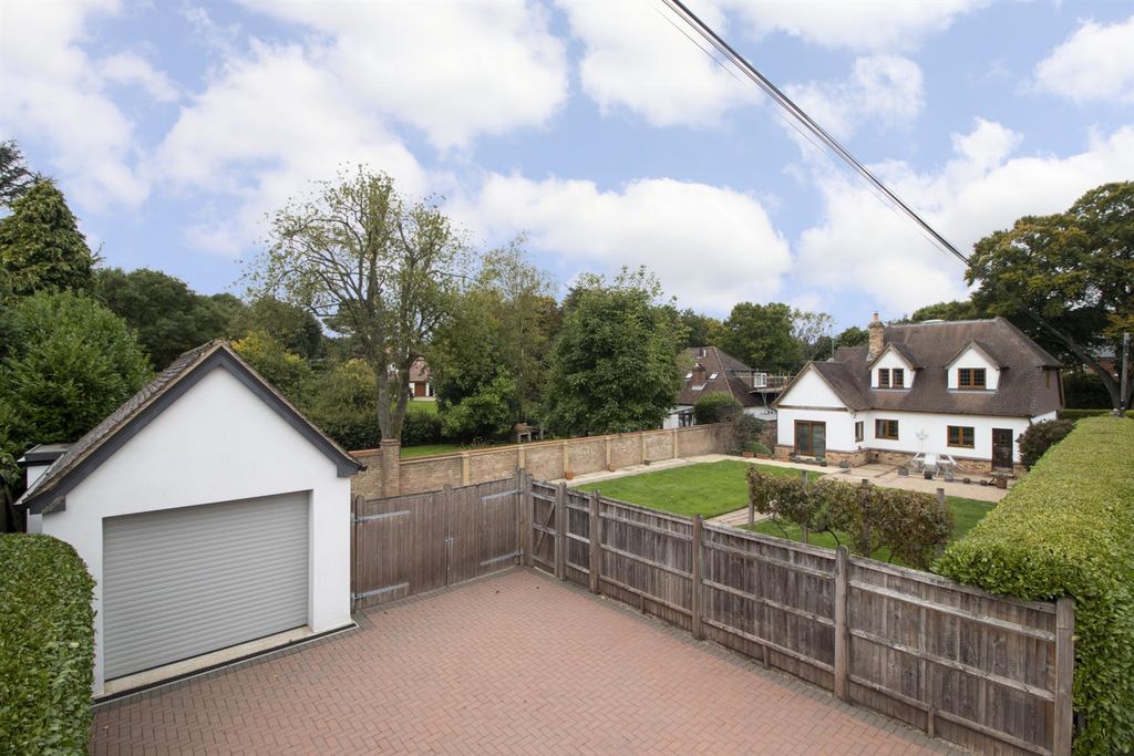 Property photo 1 of 14 6. Garage To Back Elevations.Jpg