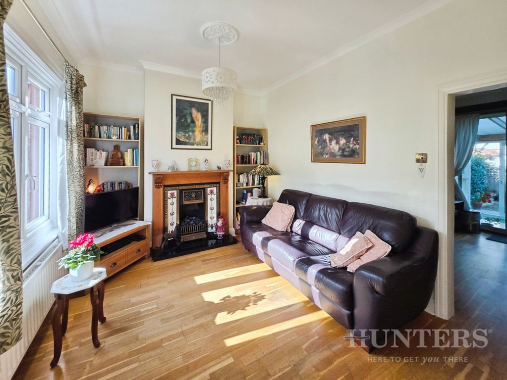 Property photo 2 of 23 Pbox-Img.Jpg
