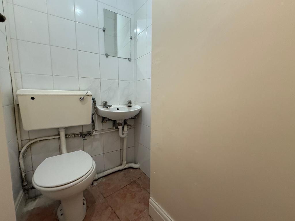 Property photo 3 of 4