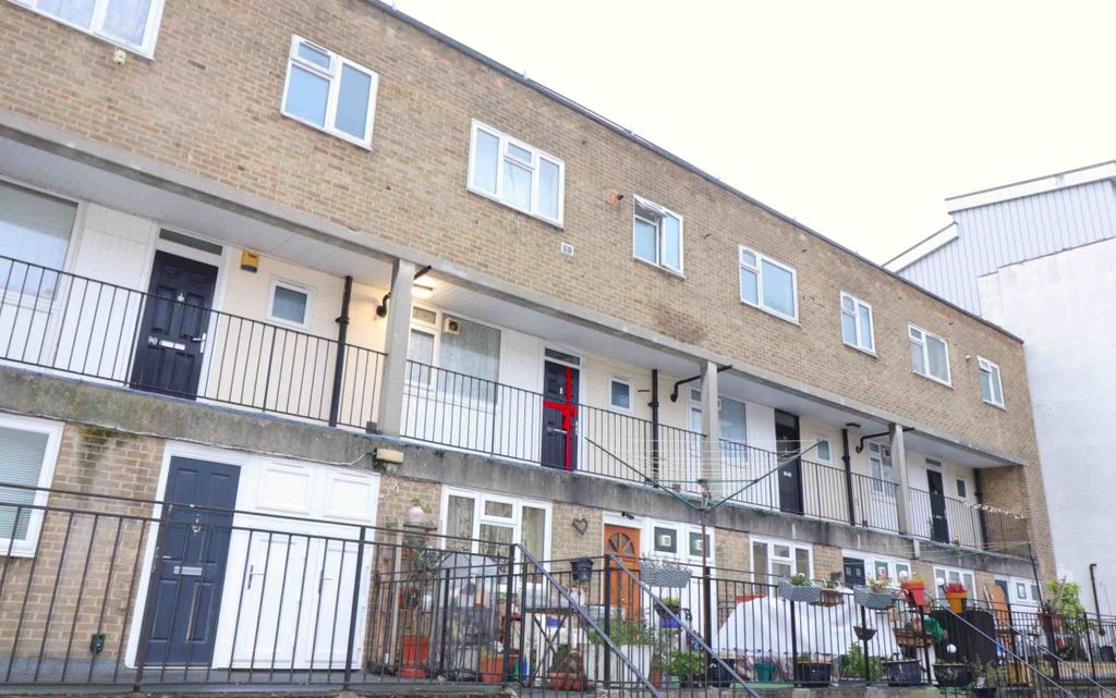 Property photo 3 of 7