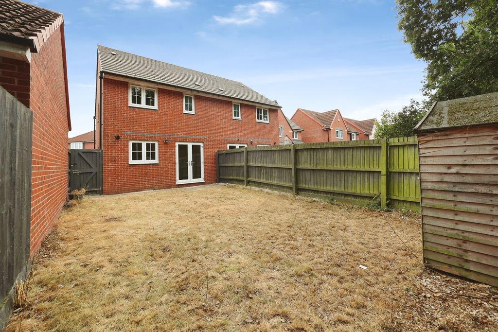 Property photo 3 of 12 5370912