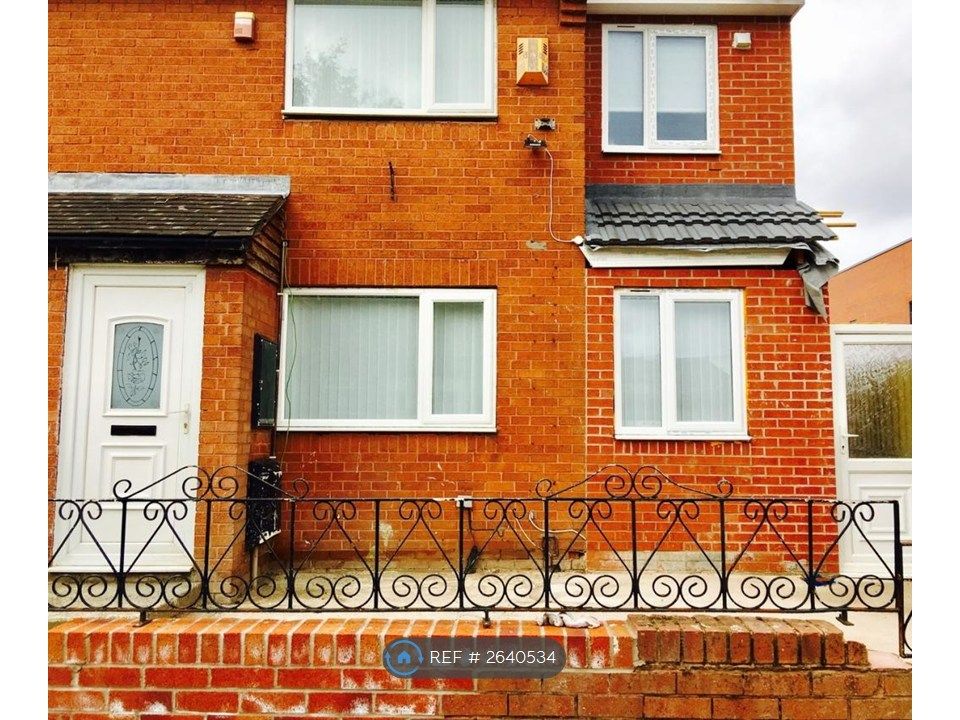 Property photo 1 of 5