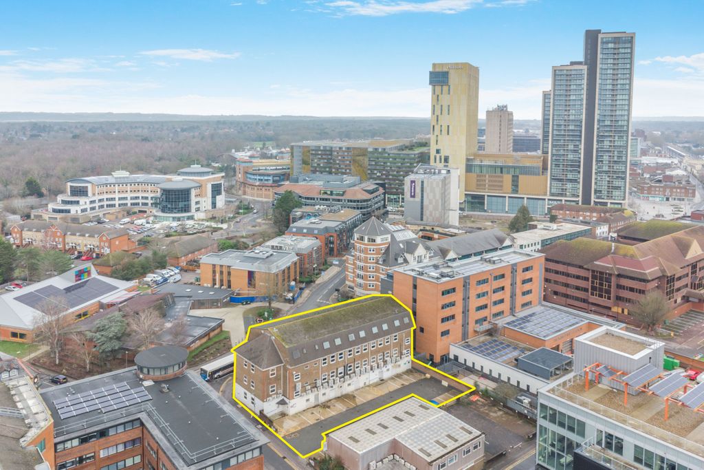 Property photo 2 of 8 Technology House, Goldsworth Road, Woking, Gu21 6Le