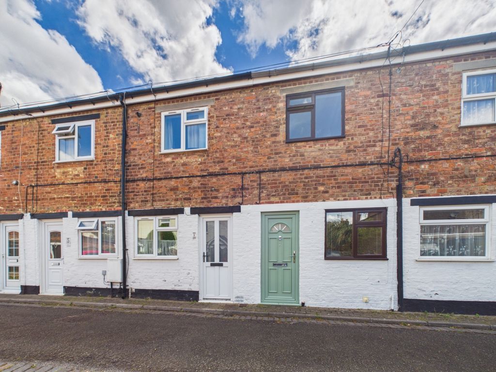 Property photo 1 of 9 Cam01791G0-Pr0237-Still003