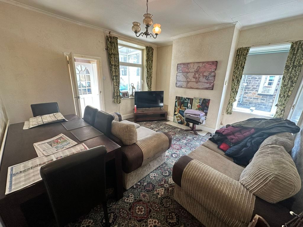 Property photo 3 of 12 Photo 11