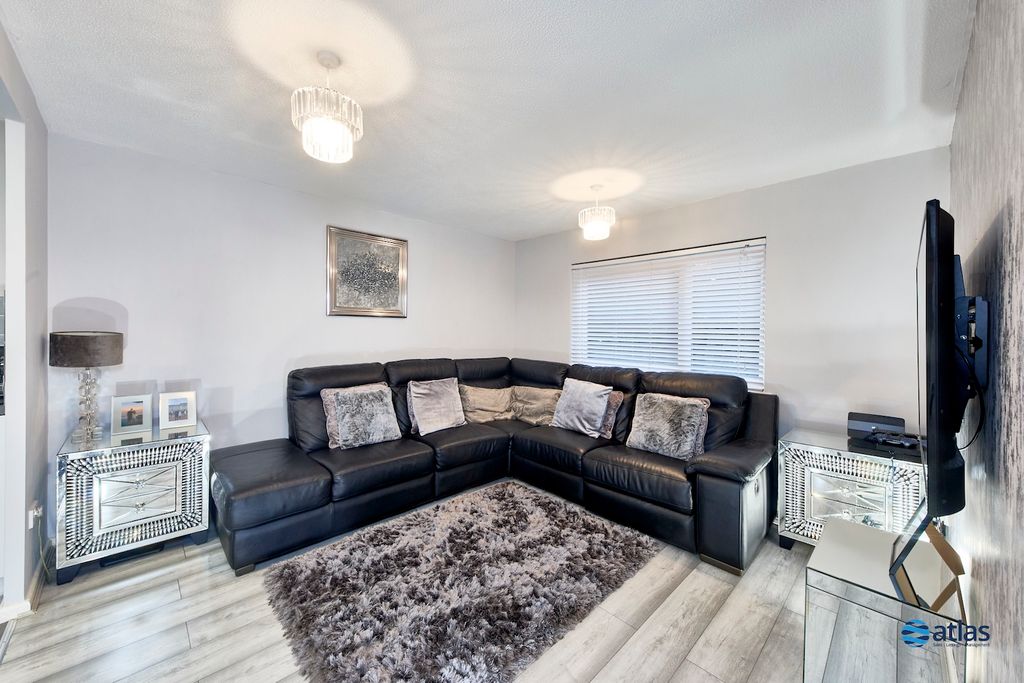 Property photo 2 of 11 Reception Room