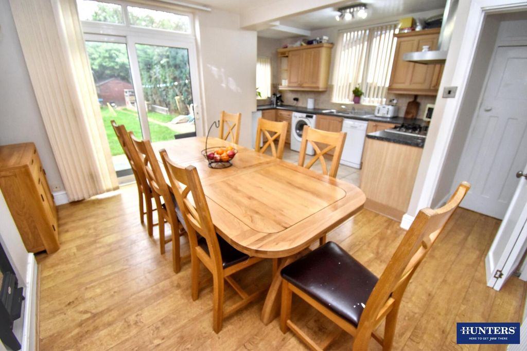 Property photo 2 of 13 Dining Room