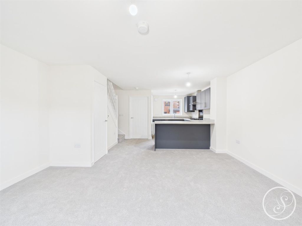 Property photo 3 of 13 Kitchen/Living Space