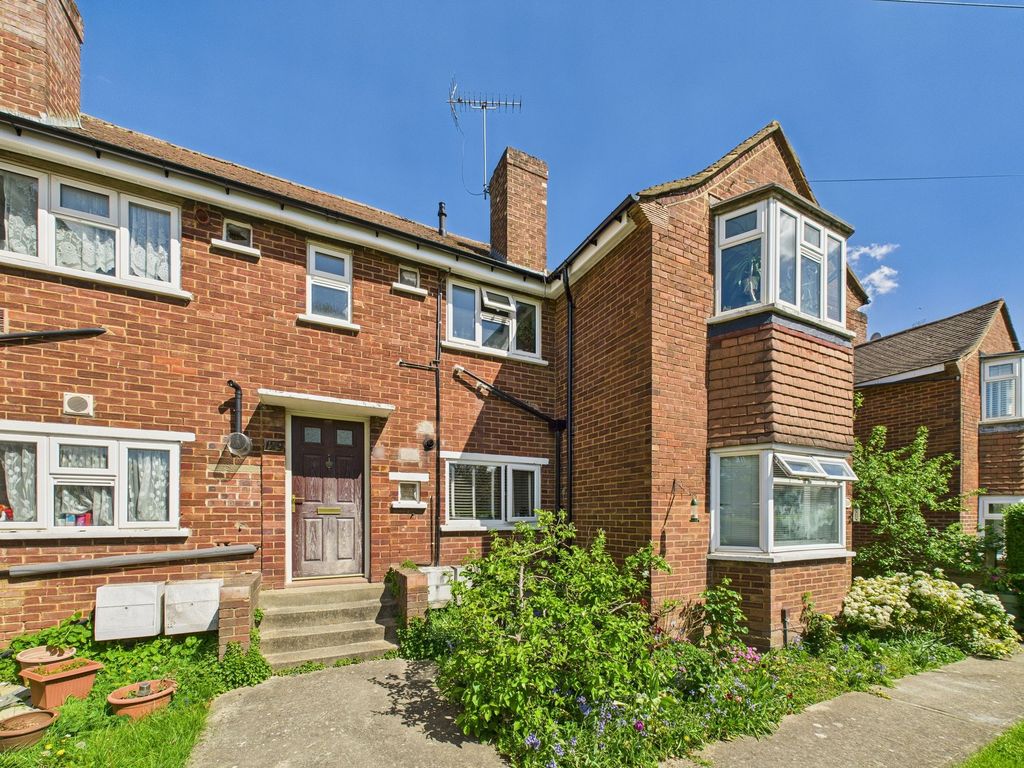 Property photo 2 of 6
