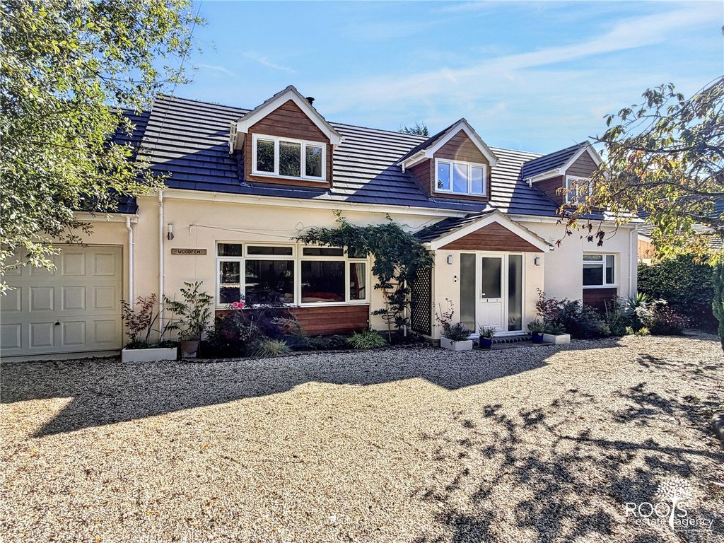 Property photo 1 of 34 Picture No. 06