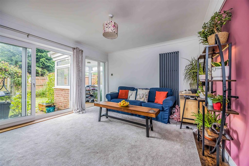 Property photo 2 of 20 Anthony Way, Emsworth-Small-Porticomarketing-Nexa-