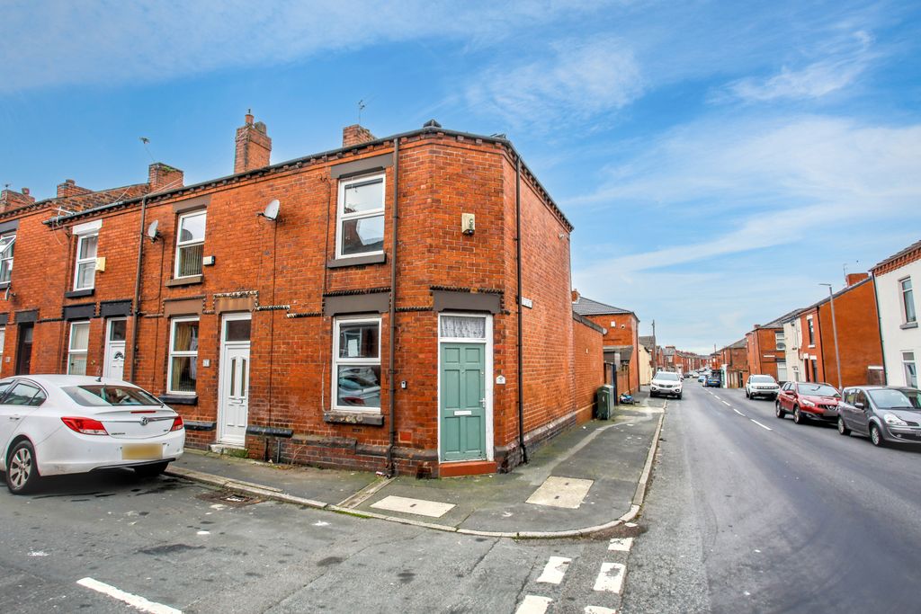 Property photo 1 of 23 32 Bruce Street, St.Helens, Wa10 2Ez