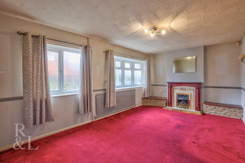 Property photo 3 of 25 9 Main Street+ (2).Jpg